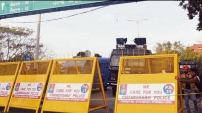 Farmers adament march toward Chandigarh, Borders sealed, Commutars stranded
