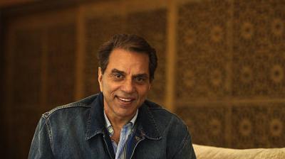 Sons Sunny and Bobby Deol planned to honour their father's 90th birth anniversary by welcoming fans to meet the family, pay tributes and celebrate his legacy.  File Photo.