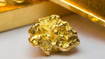 Gold prices today edged up by Rs 10