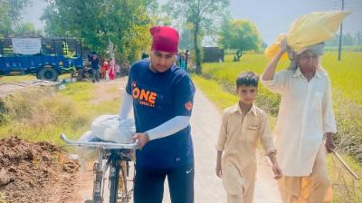 Khalsa Aid Volunteer