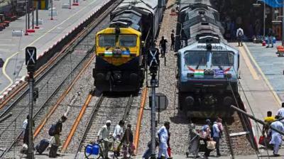 Yatrigan Kripya Dhyan De! Indian Railways Cancels Over 23 Long-Distance Trains; Check List Yatrigan Kripya Dhyan De! Indian Railways Cancels Over 23 Long-Distance Trains; Check List