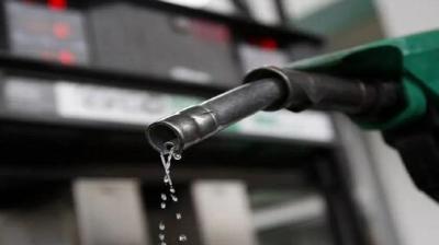 Centre May Reduce Petrol, Diesel Prices in India Amid Fall in Global Crude Oil Rates Centre May Reduce Petrol, Diesel Prices in India Amid Fall in Global Crude Oil Rates