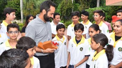 Sports Minister Meet Hayer with players