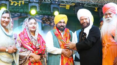 CM Bhagwant Mann & Wife Dr. Gurpreet Kaur