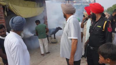 MLA Kuldeep Dhaliwal Takes Part In Cleanliness Drive In Villages Of Ajnala Constituency After Flood