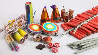 'Firecrackers don't just light up sky, they inflame your lungs': Health experts Warn (Image courtesy: depositphotos)