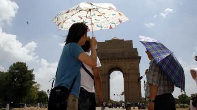Delhiites wake up to humid morning