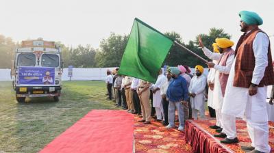 Punjab Govt Begins Distribution of Quintals of Free Wheat Seeds to Flood-Affected Farmers; CM Mann Flags Off Trucks Punjab Govt Begins Distribution of Quintals of Free Wheat Seeds to Flood-Affected Farmers; CM Mann Flags Off Trucks