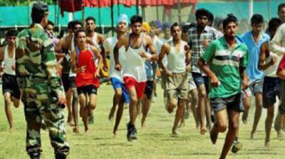 A 26-year-old candidate died and four others fainted during the physical fitness test