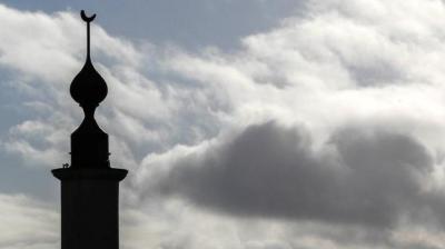 Minaret collapses, 4 of family killed