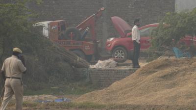 Delhi Car Blast Update: Police Takes away red EcoSport suspected to be linked to prime suspect, Dr Umar Nabi