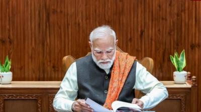 A key highlight is the launch of the PM RAHAT Scheme, which guarantees cashless medical treatment of up to Rs 1.5 lakh for road accident victims. This programme aims to ensure that no life is lost due to a lack of immediate medical help. File Photo.