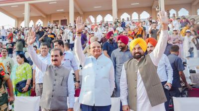  Wagga Border Parade in Amritsar 