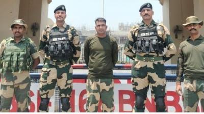 BSF Jawan Purnam Kumar Shaw Returns Home After 20 Days in Pakistani Custody