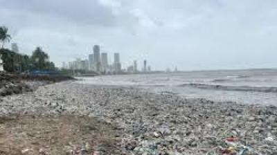 Research indicates that Mumbai releases approximately 5 million kilograms of plastic into the ocean each year, damaging 220 km of coastline and threatening 1.9 million livelihoods. File Photo.