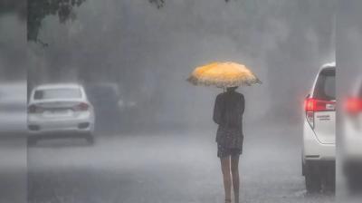 IMD Issues Alerts as Heavy Rain Batters North and Northeast India; 47 Dead in Floods, Delhi and Kolkata Brace for Storms (Image courtesy: Navbharat Times)