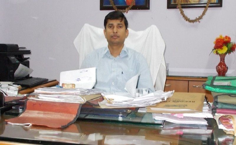 DM Fatehpur Prashant Kumar 