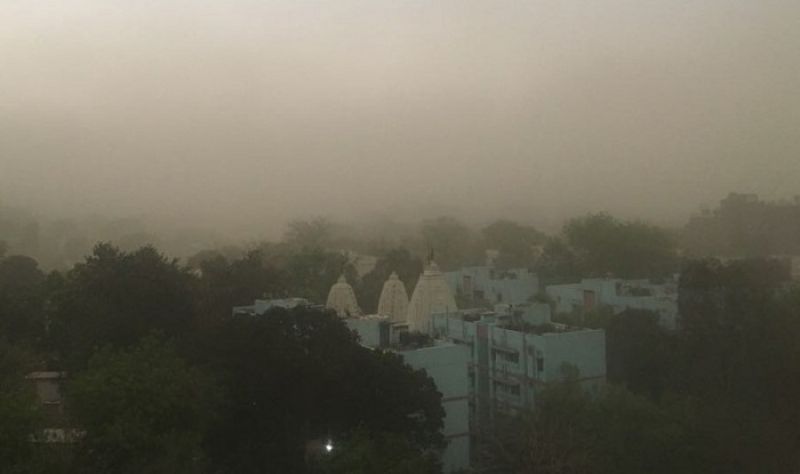 Dust storms hit various parts of Uttar Pradesh