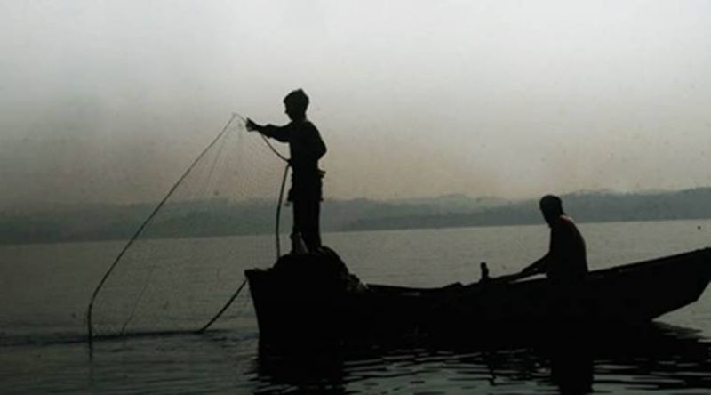 Charged with using banned fishing nets