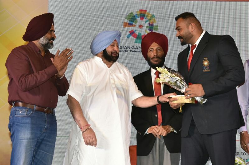 Amarinder Singh on Thursday presented the State Sports Awards, worth Rs. 15.55 crore, to 23 players in recognition of their outstanding performance