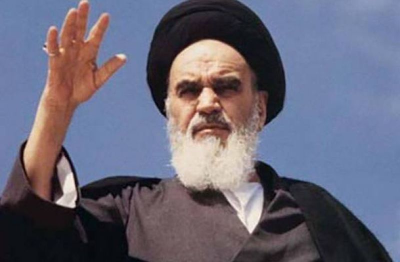  Ruhollah Khomeini