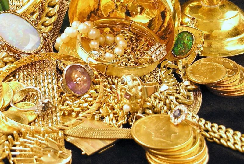 Persistent buying by local jewelers