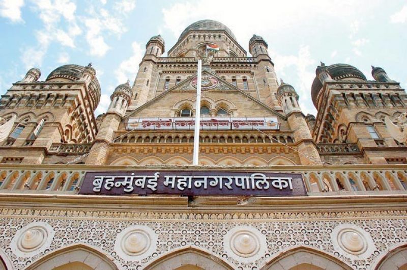 notice for illegal construction that was issued to the actor by BMC