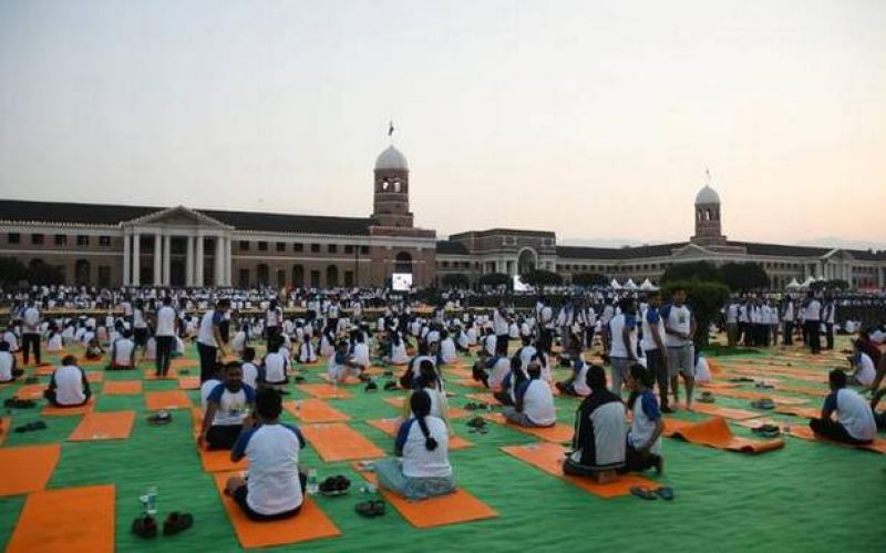 Yoga powerful unifying force in strife-torn world: Narendra Modi