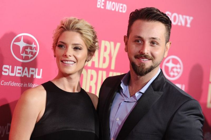  Ashley Greene marries Paul Khoury