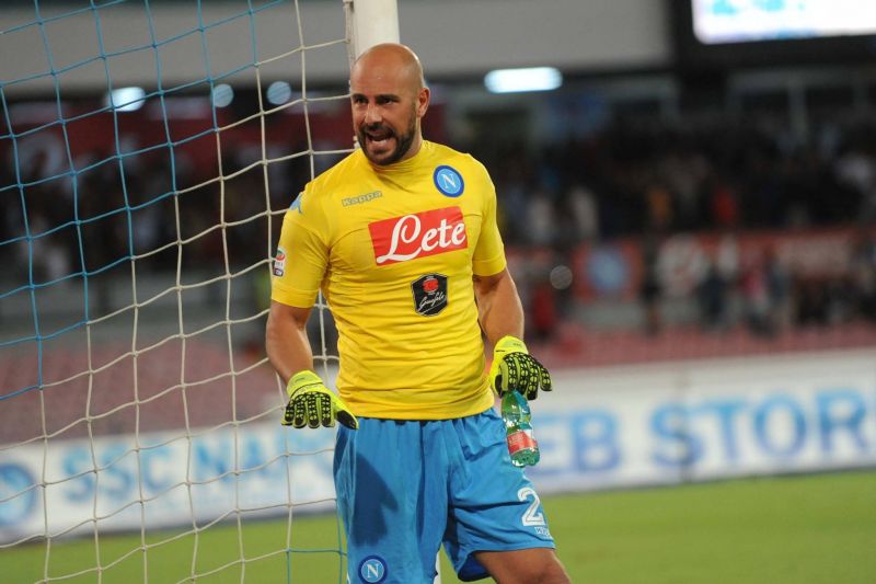  Napoli's Pepe Reina 