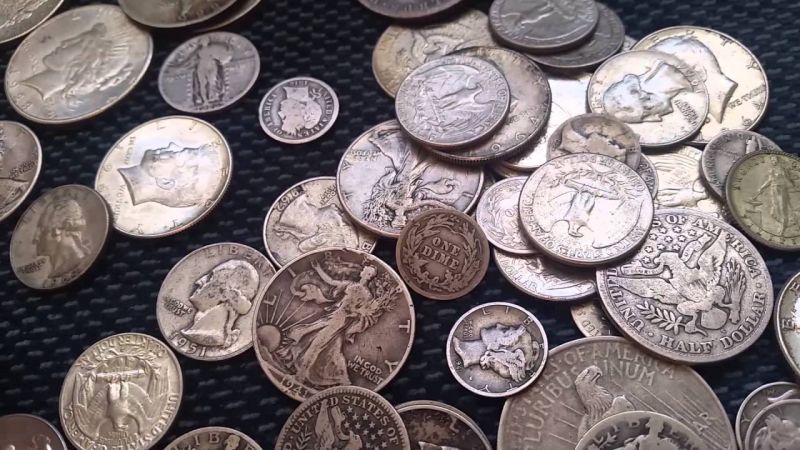 Silver coins remained unchanged