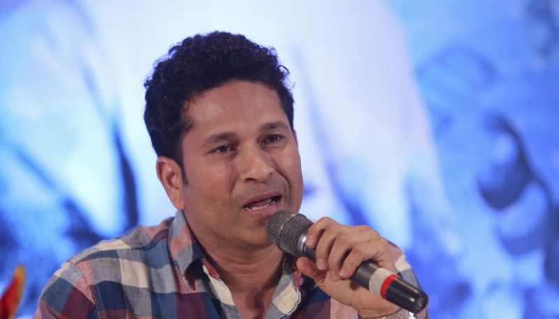 Sachin Tendulkar has criticised the use of two new balls in ODIs