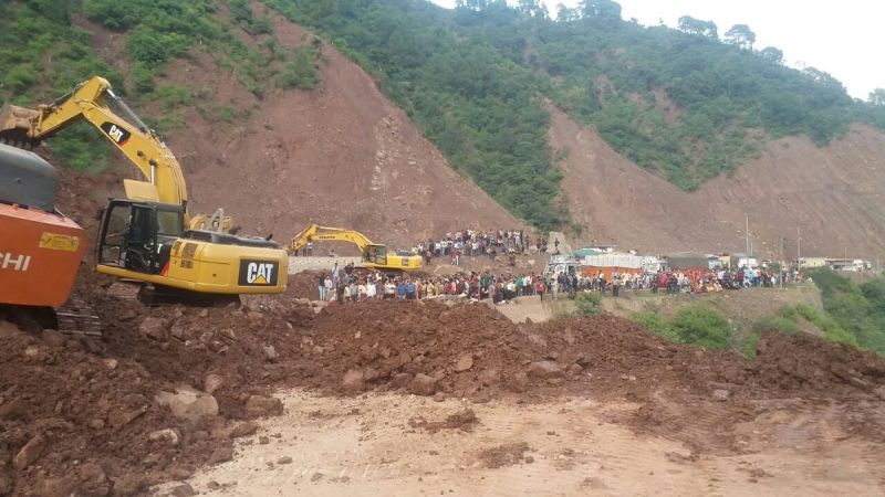 BRO personnel and machines were pressed into service to clear the highway