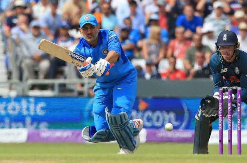 Dhoni declared fit for fifth ODI