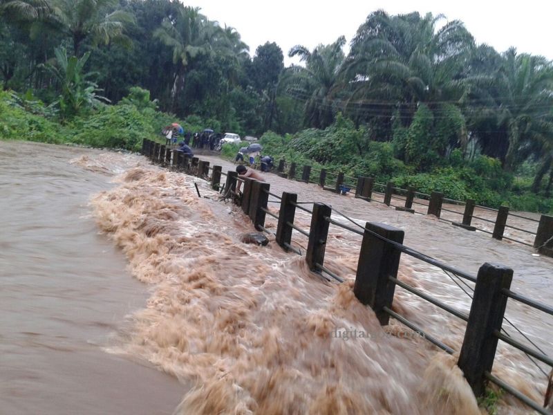 Flooding was also reported in North Goa's Sankhalim