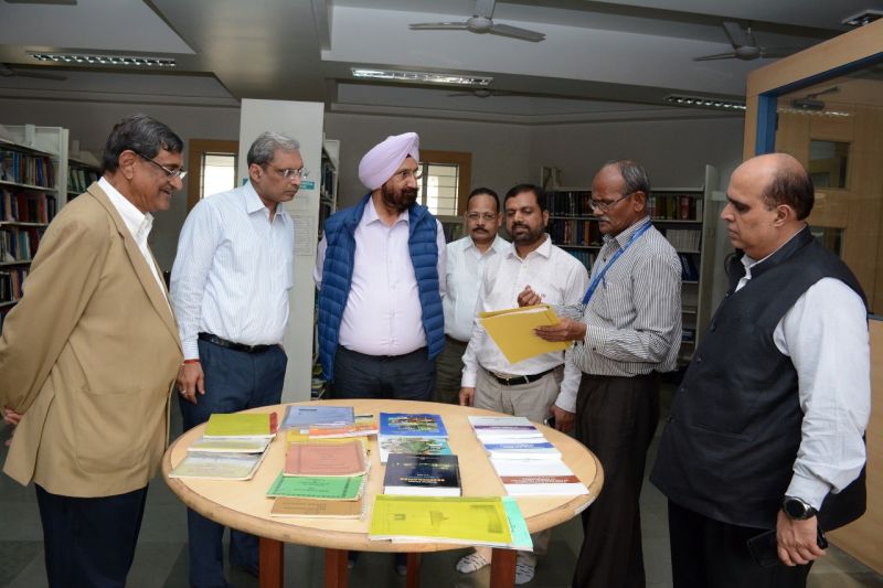 Sukhjinder Singh Randhawa for visiting their Institute