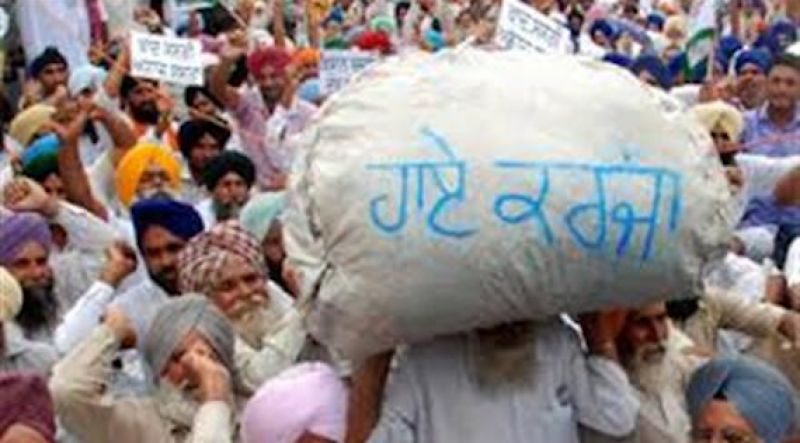 Agitated Farmers Protesting Against Punjab Government