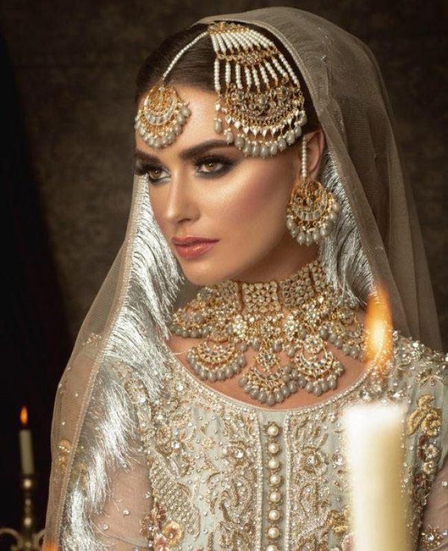 WEDDING JEWELLERY GLITZ