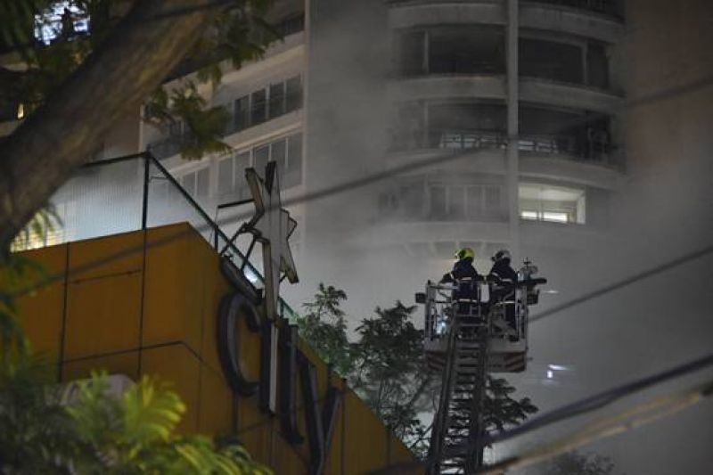 Fire at Mumbai mall
