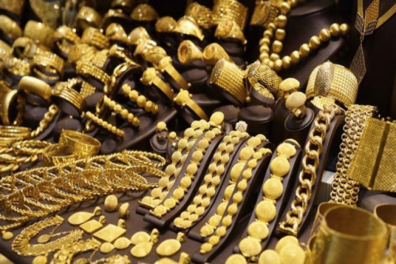 Sovereign gold however remained flat at Rs 24,800