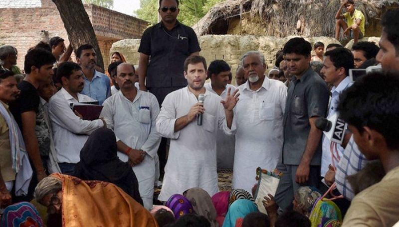 Rahul holds 'janta darbar' in Amethi
