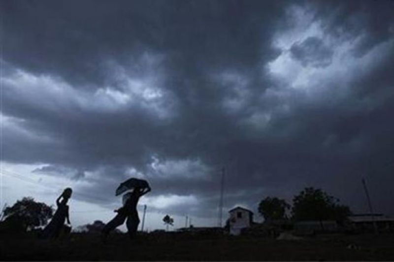 Rain or thunderstorm is very likely at isolated places in Uttar Pradesh