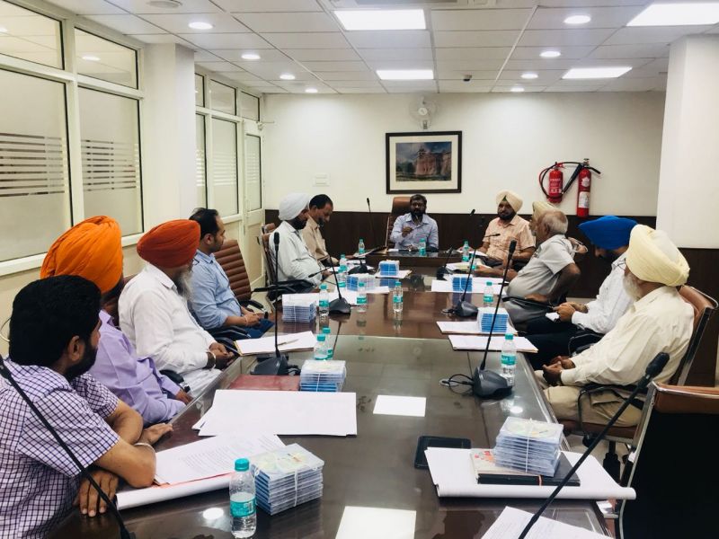 CEO met representatives