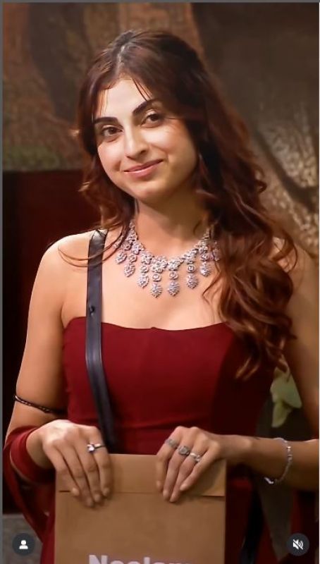 Farhana bhatt Farhana bhatt