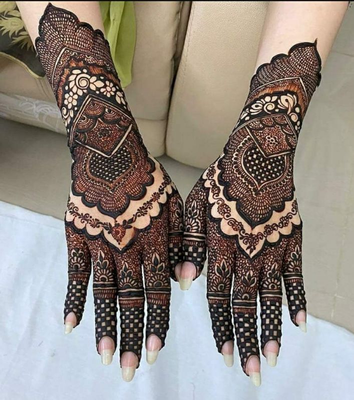 FESTIVE FLAVOURS OF MEHNDI 