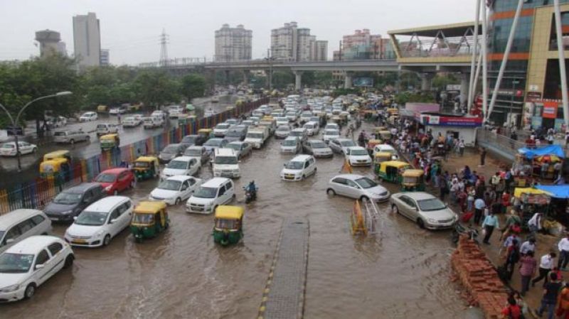 Waterlogging causing traffic congestion in several places 