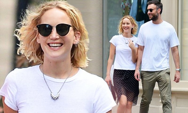 Jennifer Lawrence is officially engaged to Cooke Maroney