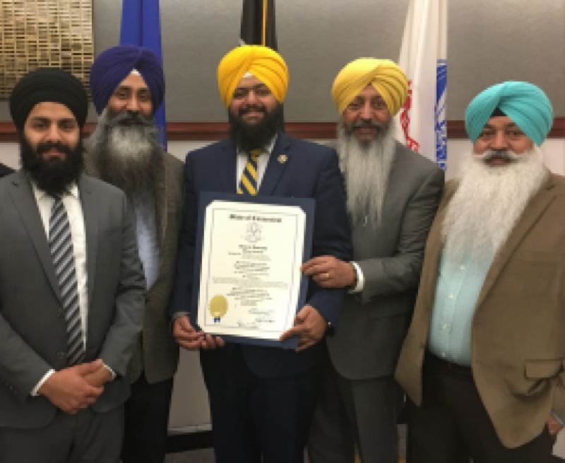 Himmat Singh,Guruninder Singh Dhaliwal,Avtar Singh Pannu,Gurdiyal Singh,Harpreet Singh Rana with Swaranjit Singh Khalsa introducing the Bill in Senate