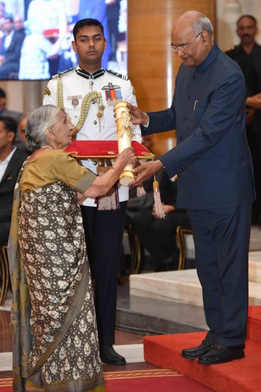 Kuldeep Nayar wife, bharti Nayar