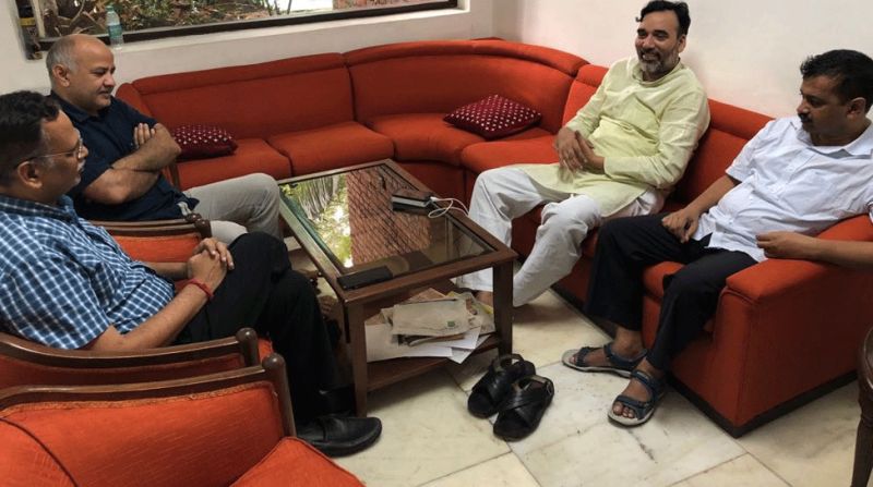 Kejriwal accompanied by Manish Sisodia, Satyendar Jain and Gopal Rai at the L-G's office